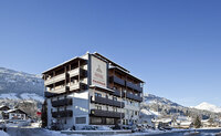 Entspannter Skiurlaub mit Wellness im 4 Sterne Hotel Malerhaus in Fügen