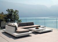 Zeitlos elegante Outdoor Möbel aus dem Hause Toni Herner