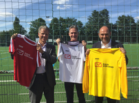 Trikots für mehr Integration: Mainversand unterstützt Projekt Skyline Soccer der SG Bornheim