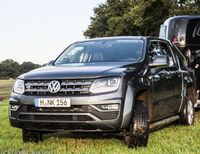 Pferdeanhänger-Zugfahrzeugtest VW Amarok V6 auf Mit-Pferden-reisen