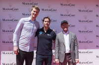 Star-Wars-Ensemble besucht die Mouton Cadet Wine Bar