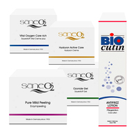 SaneO2 und Biocutin Produktverpackungen im neuen Design.