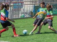 Gleichberechtigung: Junge FuÃŸballspielerin aus Jekaterinburg vertritt Russland bei "FuÃŸball fÃ¼r Freundschaft"