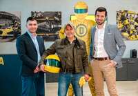 Cobra 11-Star Erdoan Atalay und Driverama gemeinsam auf der Suche nach dem besten Preis