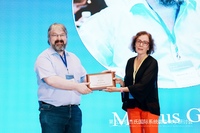Ausgezeichnet: Markus Göker vom Leibniz-Institut DSMZ erhielt den international renommierten Bergey Award
