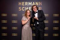 Auszeichnung für Daniela Hoch in Wiesbaden