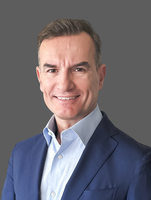 SOLIT Group AG: Raphael Scherer verstärkt als Chief Commercial Officer CCO das Führungsteam