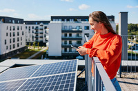 Minol und Quartierkraft starten Partnerschaft für Mieterstromprojekte